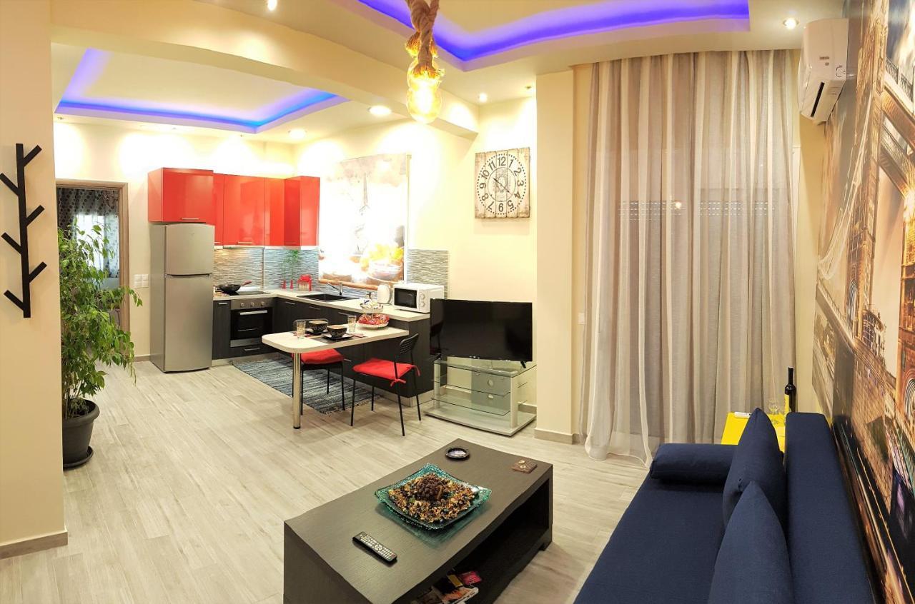Betty'S Central Suite Alexandroupolis Buitenkant foto